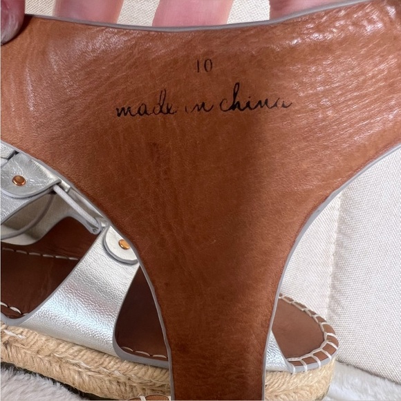 CHARLOTTE STONE Silver Metallic Leather Joni Gladiator Espadrille Sandals Sz 10 - Picture 13 of 16